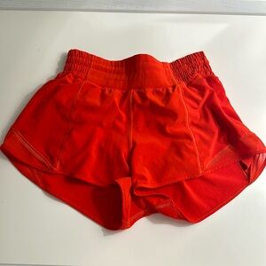 Lululemon Hotty Hot High Rise 2.5, size 2
